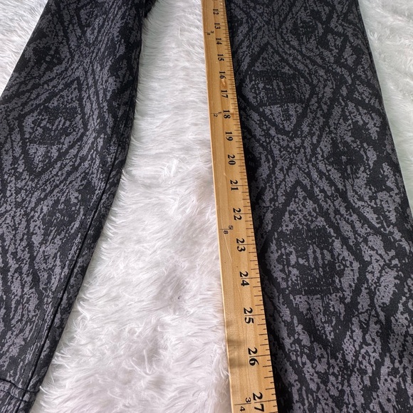 Black & Gray Patterned  Pants - Picture 5 of 12